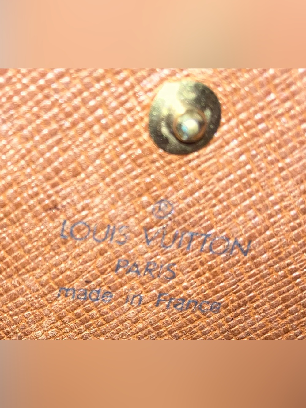 LV Wallet - Picture 8 of 8